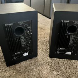 Yamaha HS8 Studio Monitors 