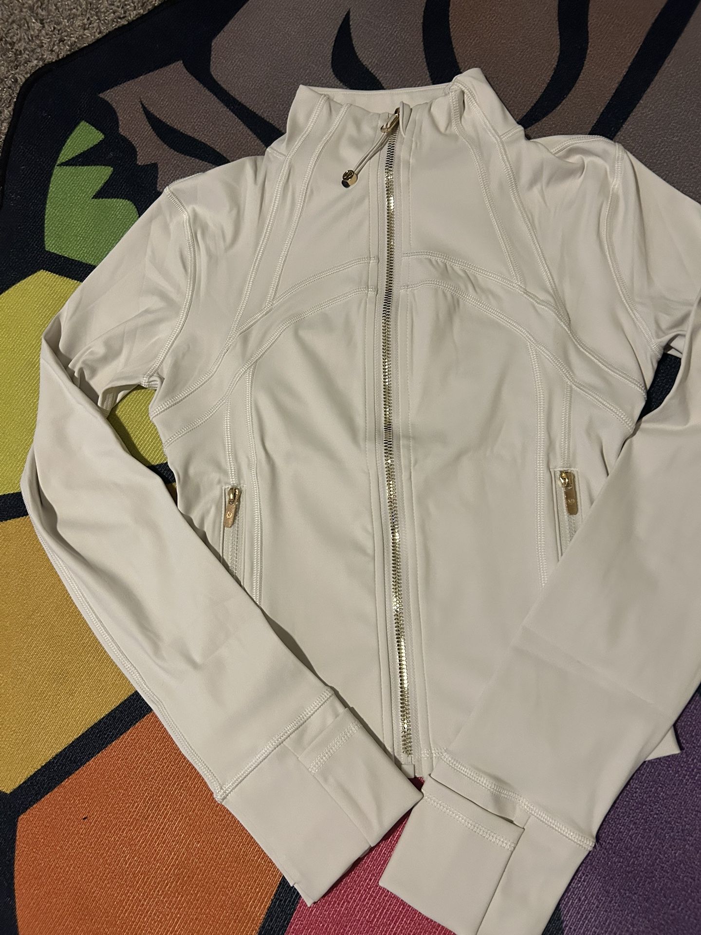 cream gold zipper CROPPED lululemon define jacket 