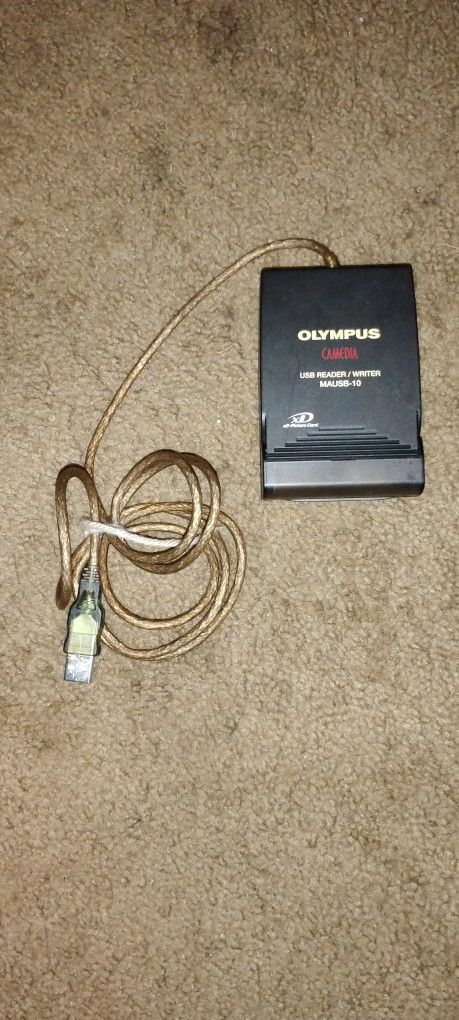 Olympus USB Card Reader/Writer Mausb-10
