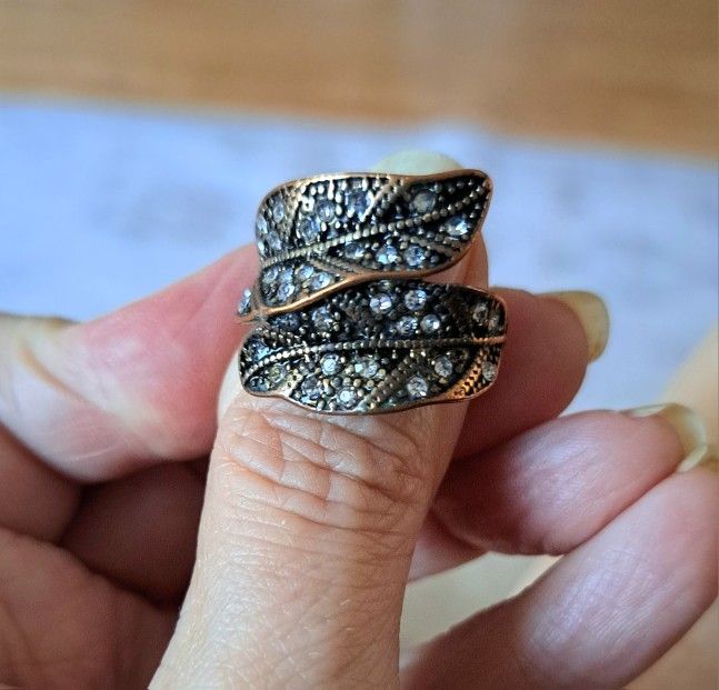 Copper Ring With Rhinestones