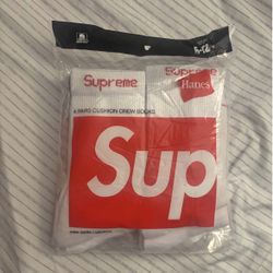 Supreme Socks 