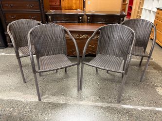 HD DESIGNS Brown Wicker Outdoor Stack Chair (Set of 4)