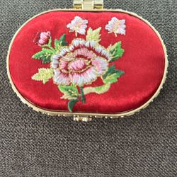 Beautiful Compact Mirror