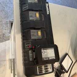 Makita 4-port Battery Charger DC18SF