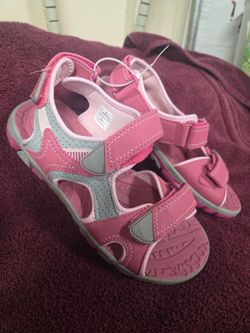 Khombu Girls Pink Sandals
