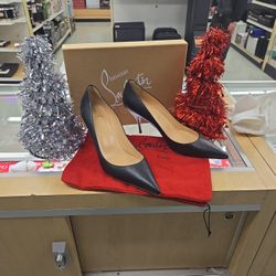 Christian Louboutin So Kate Kitten Heels