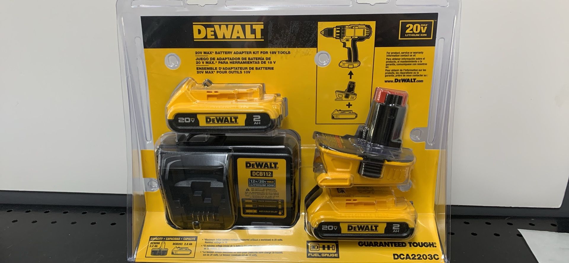DEWALT 20V MAX Battery Adapter Kit for 18V Tools DCA2203C (2