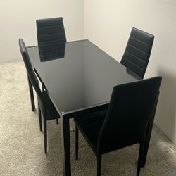 IANIYA Dining Room Table，Kitchen Table, Square Glass Kitchen Table with 4 Chair Black