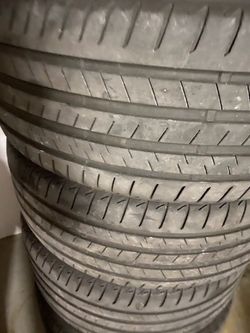 Bridgestone Run Flats.  Like New 5k Miles