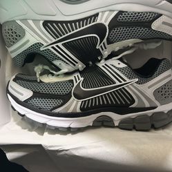 Nike Zoom Vomero 5 SE SP