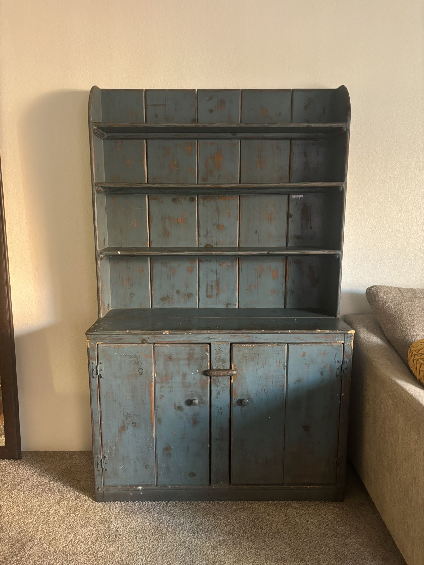 Solid Wood Hutch