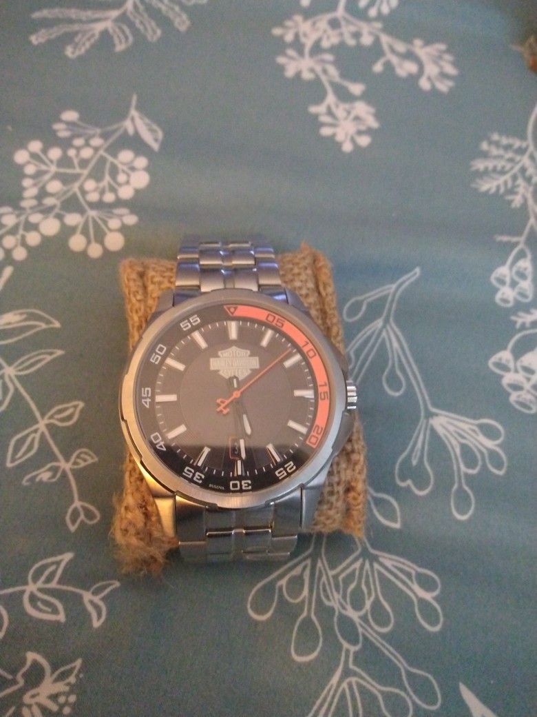 Men's Harley Davidson Watch, Asking 100.00