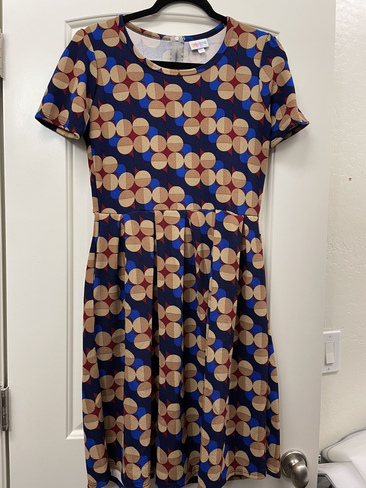 LuLaRoe Size S. NWOT