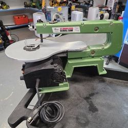 Central Machinery - 16" Variable Speed Scroll Saw 625 (#25127)