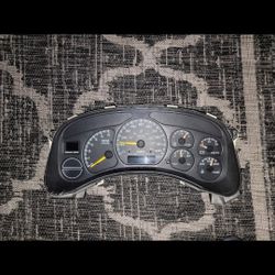 Gage Cluster Odometer Fits Tahoe, GMC, Suburban
99-06
Excellent Condition 