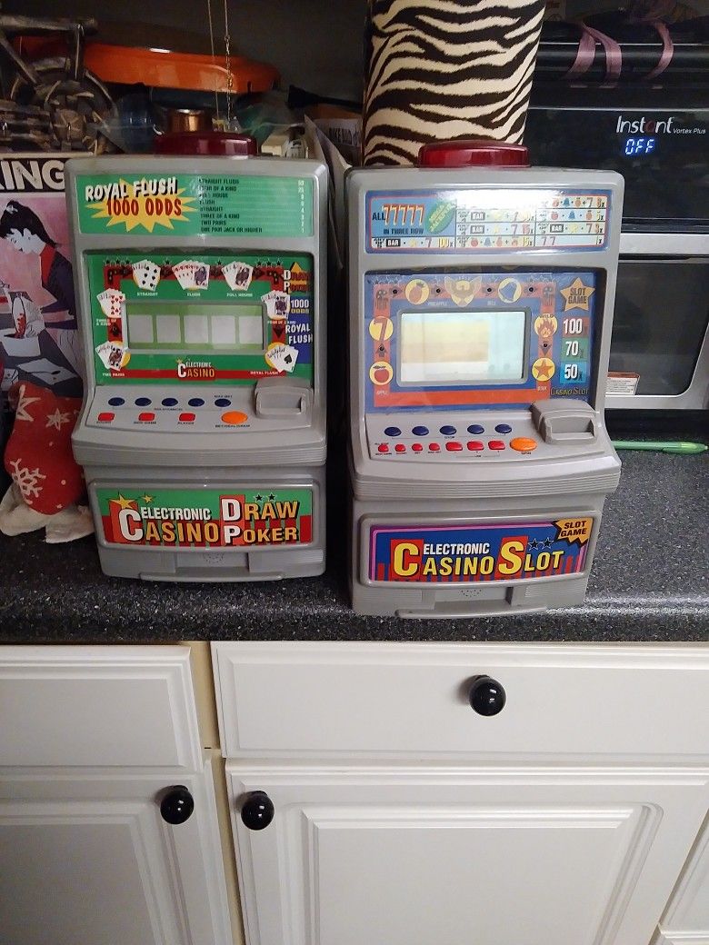 Vintage Radio Shack Home Casino Games *WORKING*