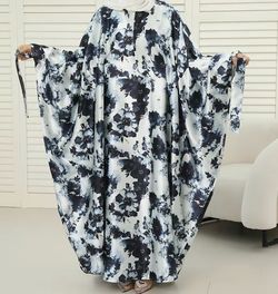 new Loose Batwing Sleeve Abaya Built-in Waist Belt,one size (cash & pick up only firm price