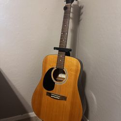 LH Acoustic Guitar