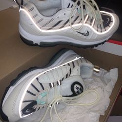 Air Max 98 Size 7 Mint And Ivory