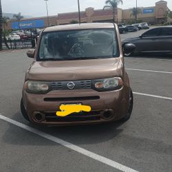 2011 Nissan Cube 97k  Salvage 