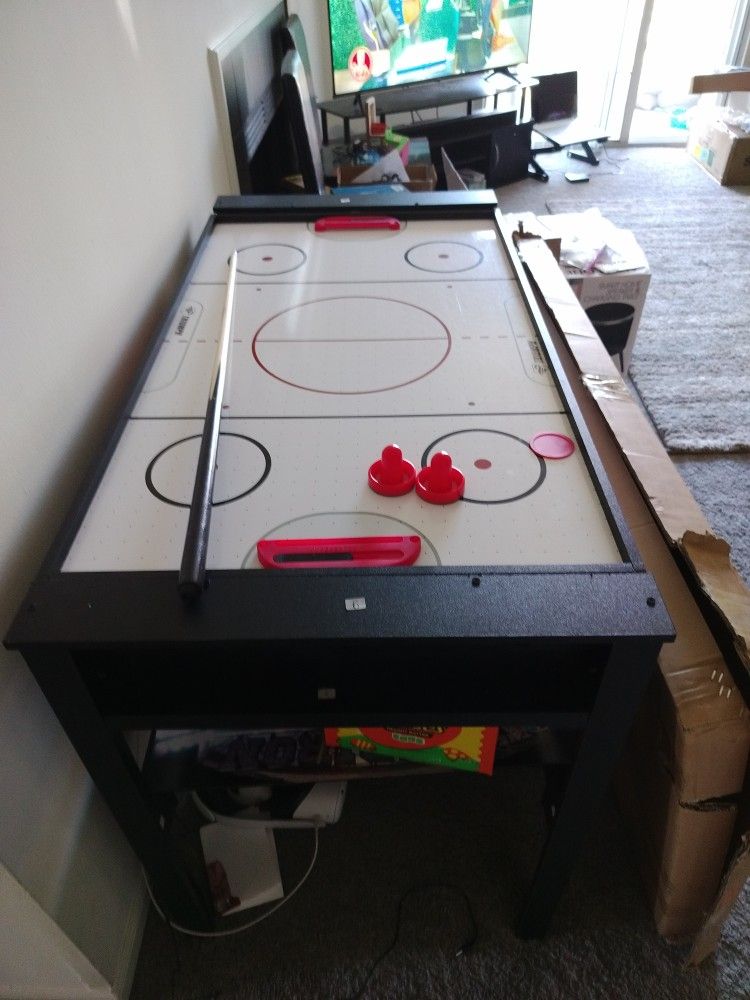 Air Hockey