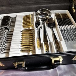 Purchased In Sorrento Italy 12 Piece Place Setting 