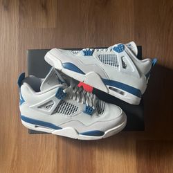 Jordan 4 Military Blue