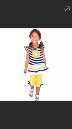 NWT flower outfit set size 18-24m 3T 5T 6