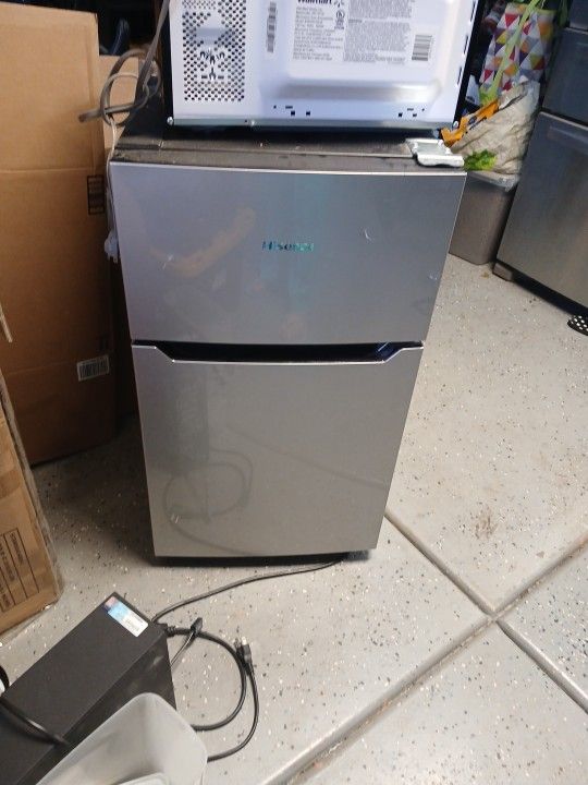 Mini Fridge With Freezer.