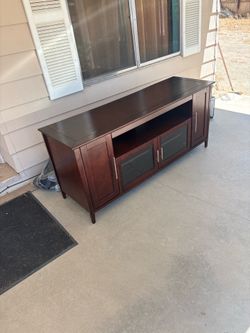 Media console/ tv stand