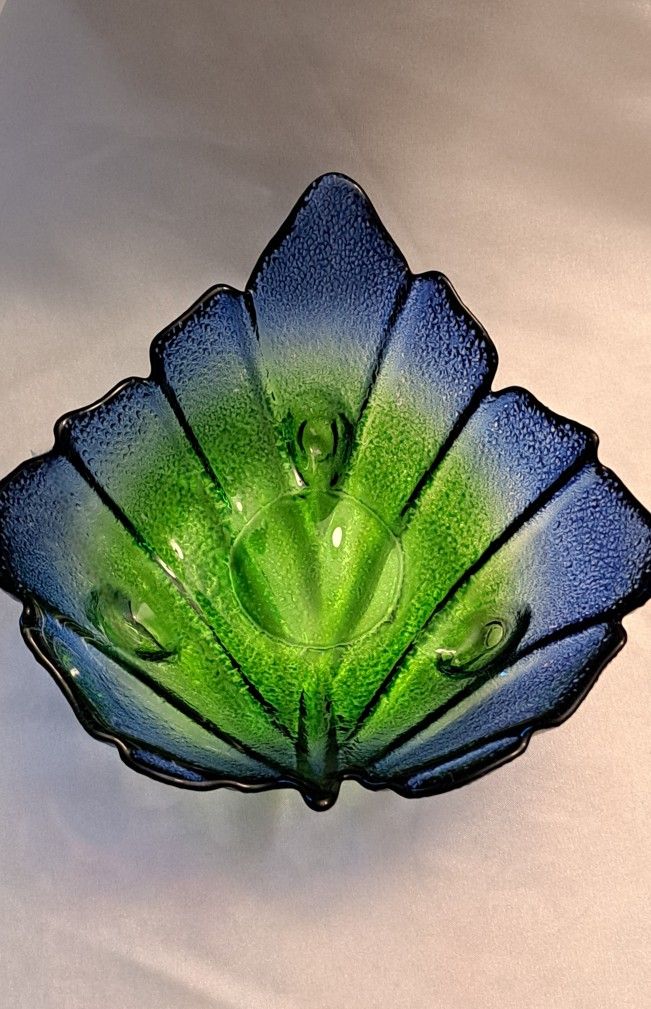 Cobalt Blue Pressed Glass 3-footed Bowl/dish