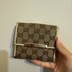 Gucci wallet