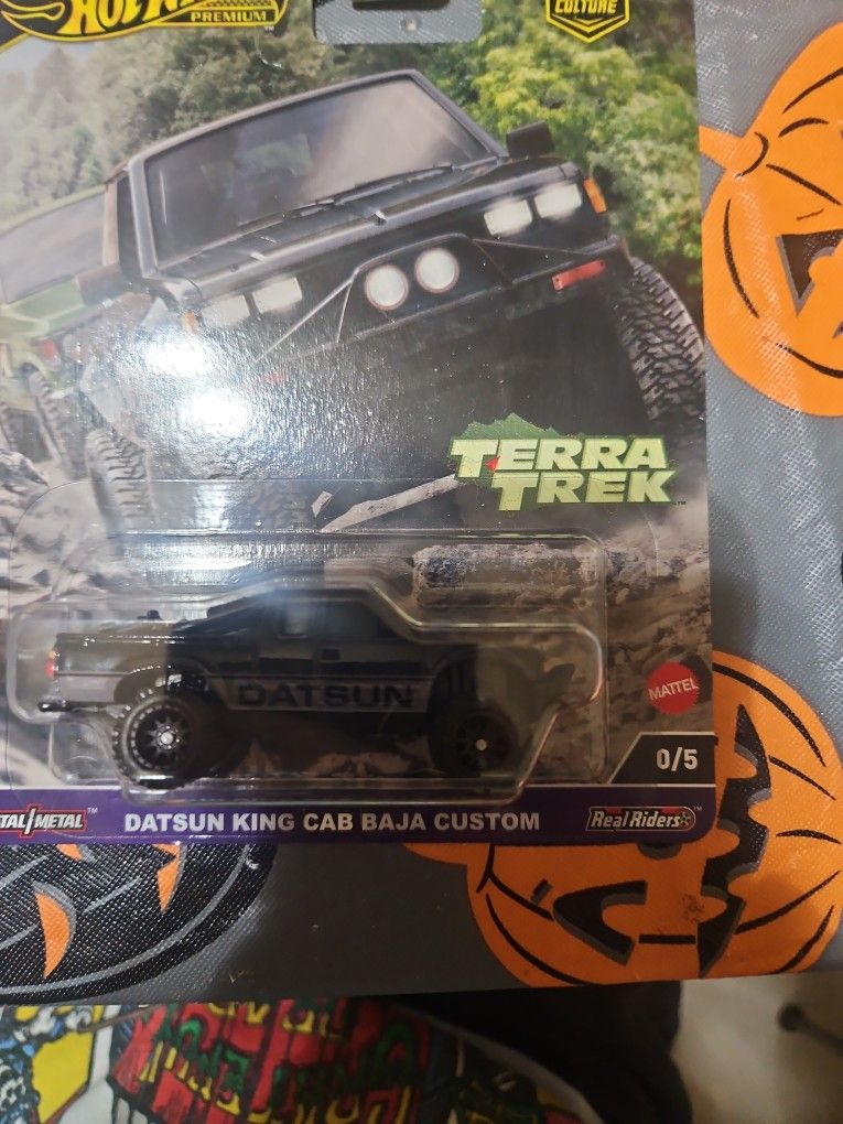 2 Hotwheels Premium Chase