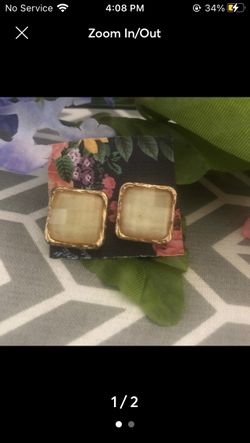 Gold &Tan Square Studded Earrings 