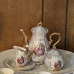 Porcelain Tea Set