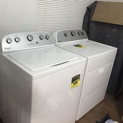 Whirlpool Washer And Dryer Set 