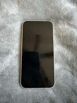 Unlocked iPhone white pristine condition 128gb