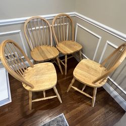 (4) kitchen chairs