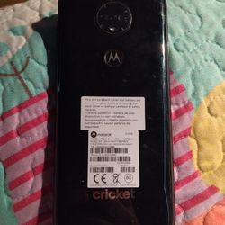 Cricket Phone Motorola XT1924-6