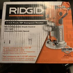1 1/2 PeakHP Compact Router RIDGID