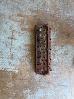 (1) Ford 1968 Head (289)