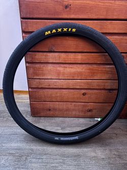 Maxxi tire
