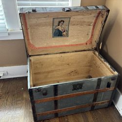 Vintage Steamer Trunk