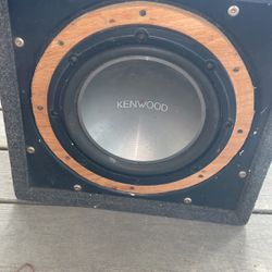 Kenwood Kicker ,2 Amps And A Radio For The Low