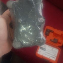 Brand New Set Of Rear Brake Pads 04 Volkswagen Toureag 