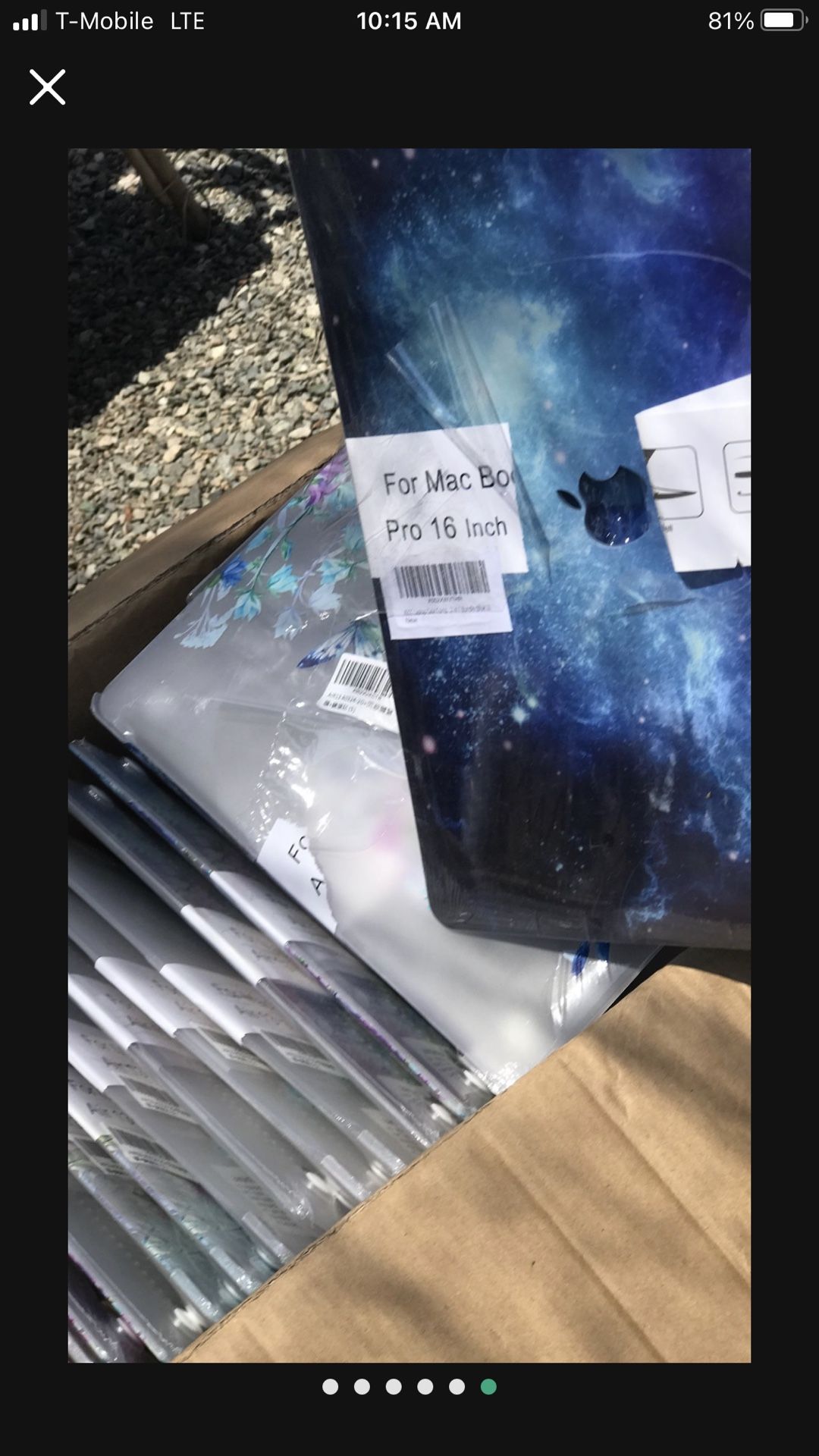laptop cover. nuevos.. son 90 piezas. los regalo todos. son tees cajas llévenselos todos gratis…