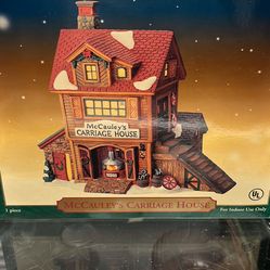 Santa's Workbench 2000 McCauley's Carriage House  Excellent 