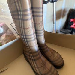 Burberry Rain Boots 