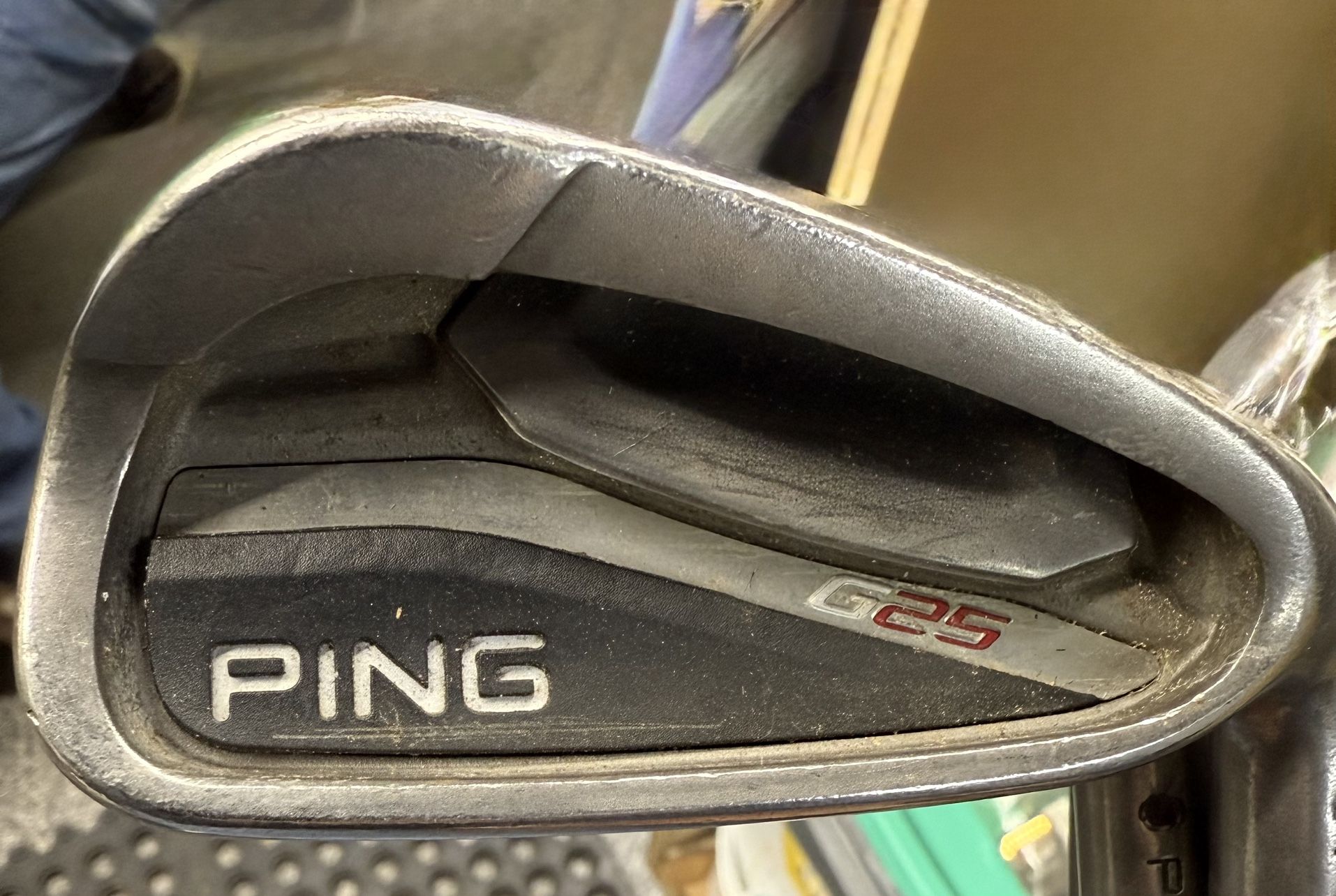 Ping G25 iron set. Black Dot Stiff Shaft New Grips 5-UW