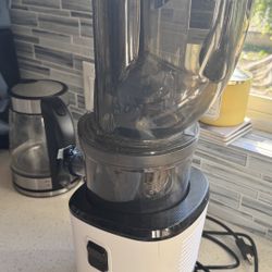 Kuvings Juicer